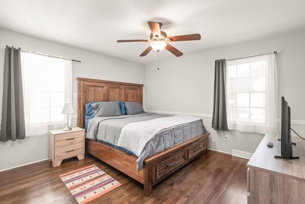Apartamento Spotless 4Br Near Clt Uptown, Fast Wi-Fi Charlotte Exterior foto